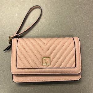 Victoria’s Secret The Tech Wallet